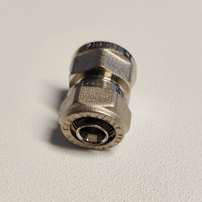 Raccordo 26x3/4'' diritto f femmina a stringere per tubo multistrato