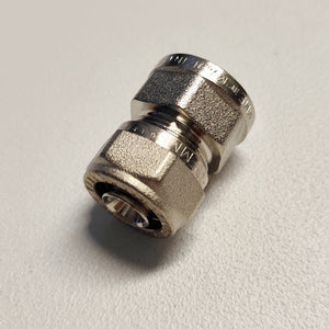 Raccordo 26x3/4'' diritto f femmina a stringere per tubo multistrato