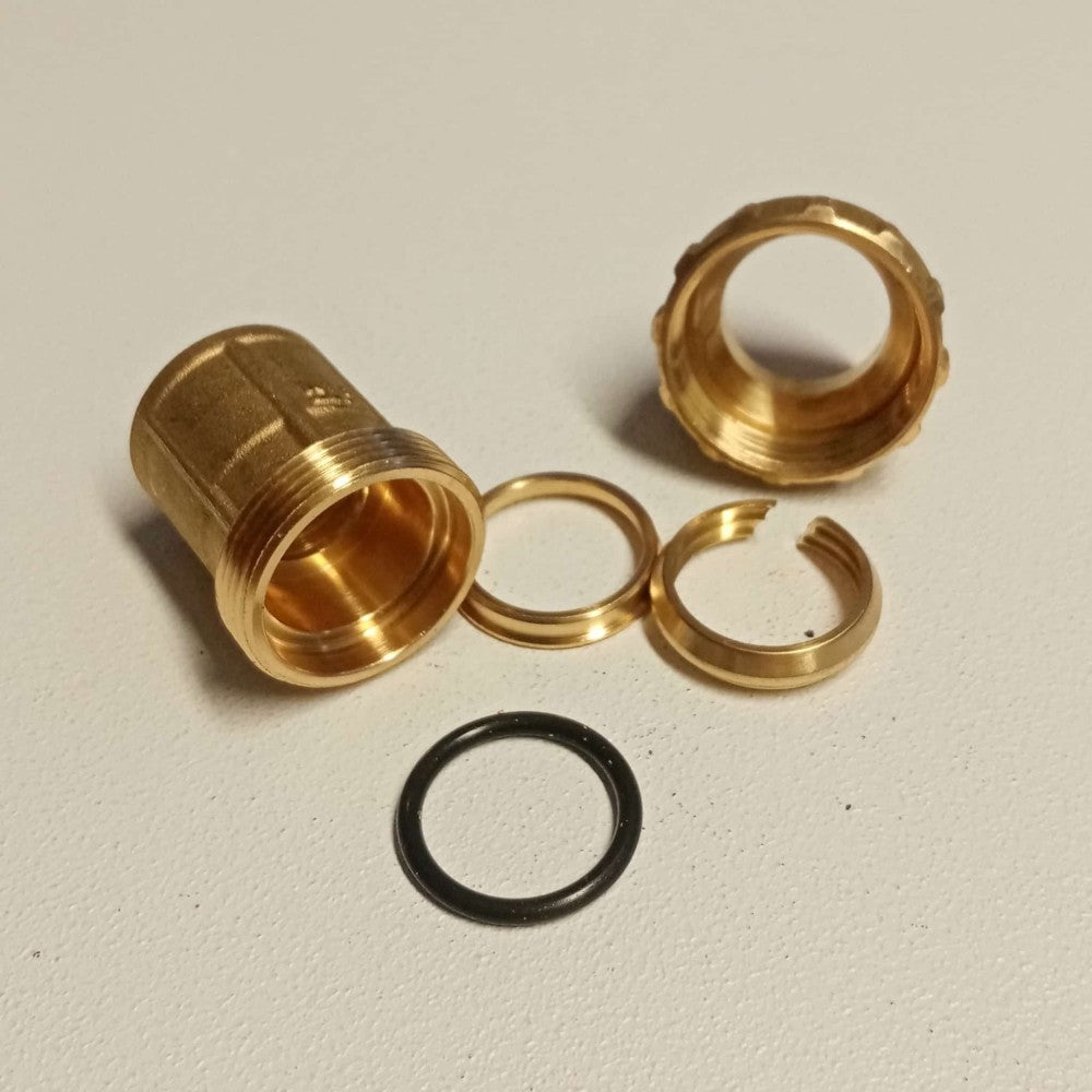 Raccordo f 20x1/2 niples in ottone filettato femmina con tenuta o-ring ed ogiva in ottone