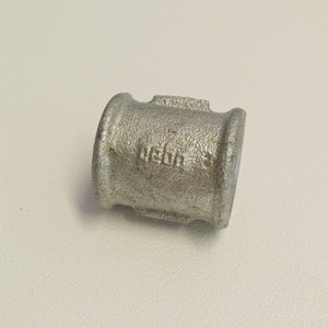 Raccordo ff 1''+1/2 manicotto giunzione di ghisa zincata malleabile