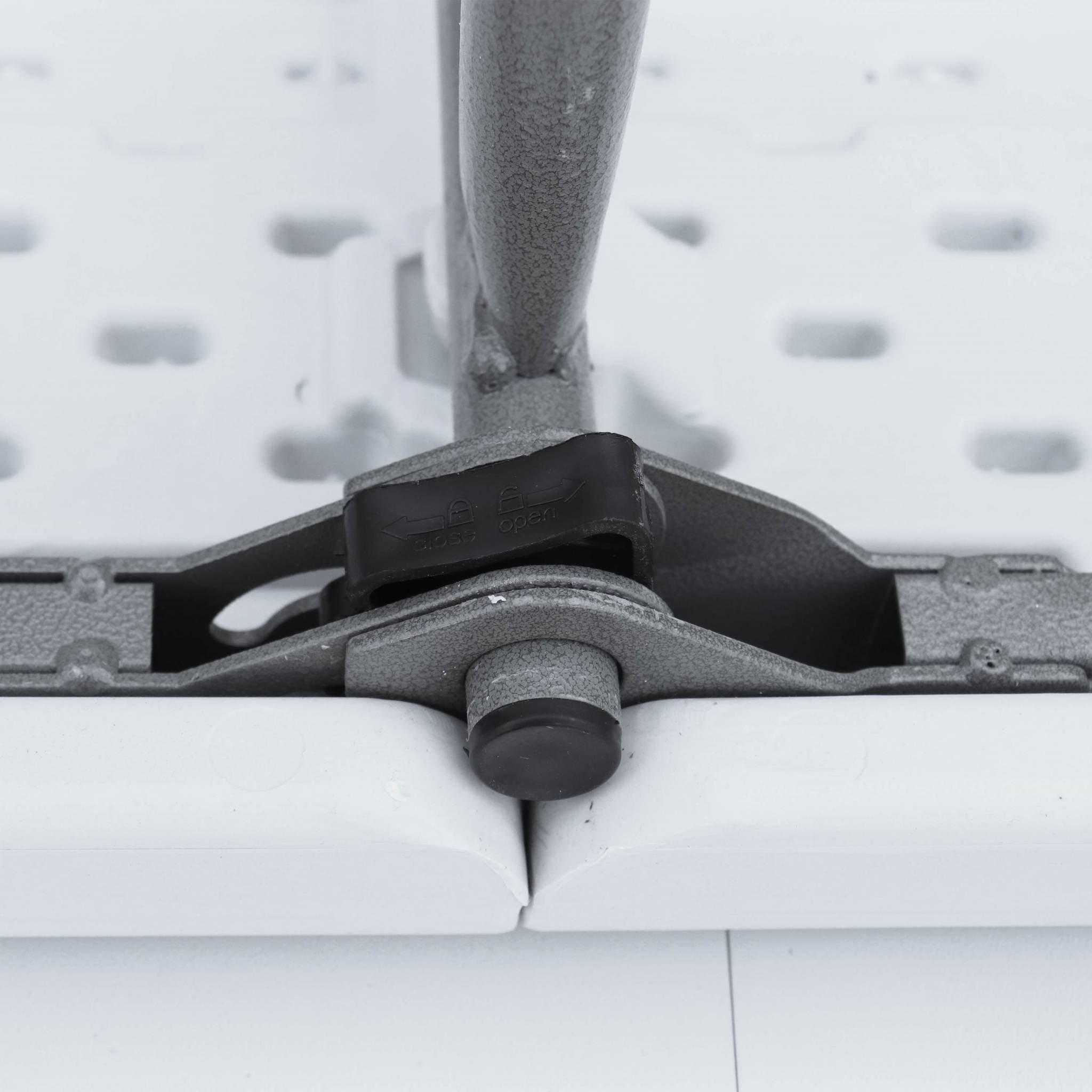 Tavolo da ricevimento pieghevole in plastica + 2 panche, bianco