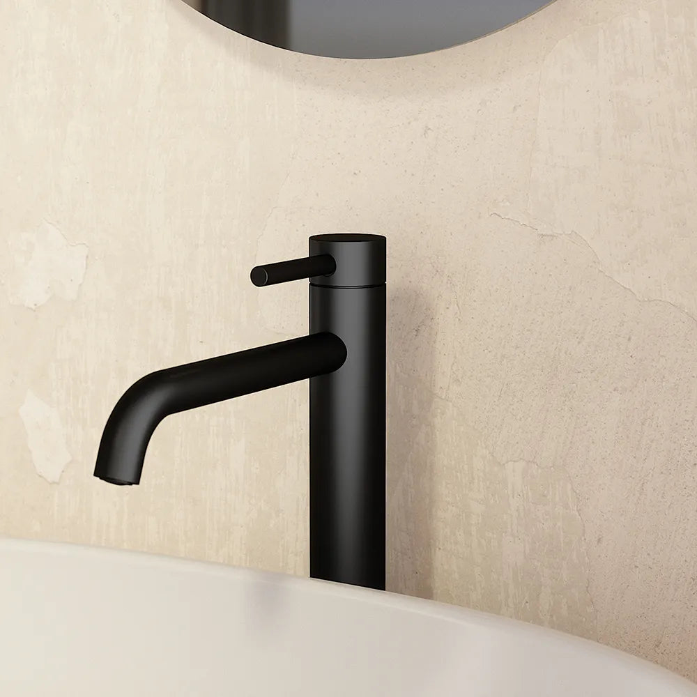 Coppia miscelatori lavabo alto bidet senza scarico slim nero opaco | Bette