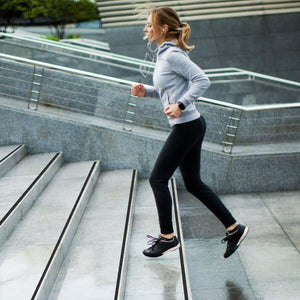 NASTRO ANTISCIVOLO ADESIVO 5MT 5MMM NERO SCALE PAVIMENTI SUPERFICI SCIVOLOSE