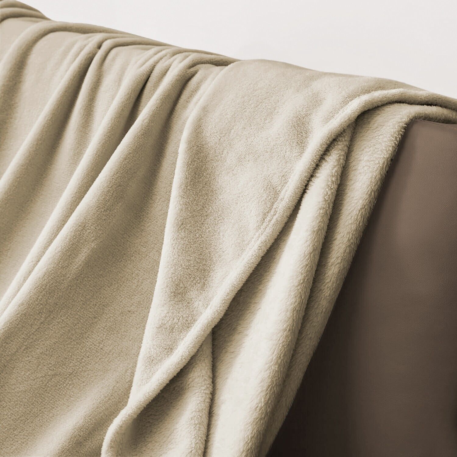 Coperta Plaid 160x210 cm Morbida Vellutata Pile Caldo Soffice Avvolgente Divano Letto Poltrona Panna