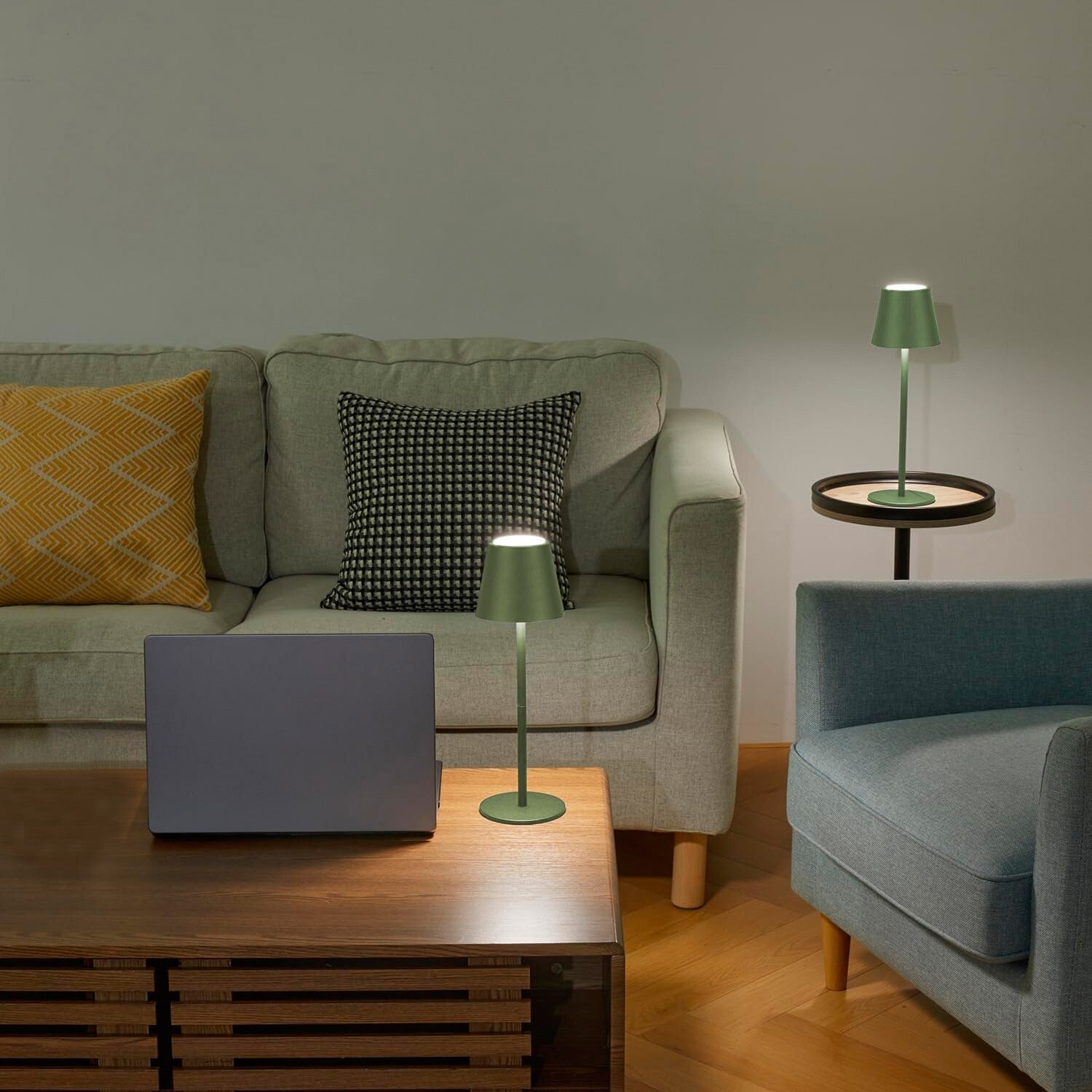 Lampada Touch Led Regolabile Tavolo Abat Jour Comodino Scrivania No Fili Ricaricabile Usb Verde