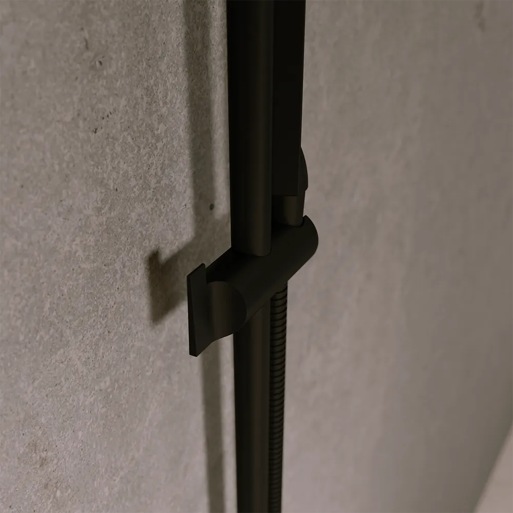 Saliscendi nero opaco con miscelatore esterno con doccino e flessibile 150cm | Baltea