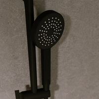 Saliscendi nero opaco con miscelatore esterno con doccino e flessibile 150cm | Baltea