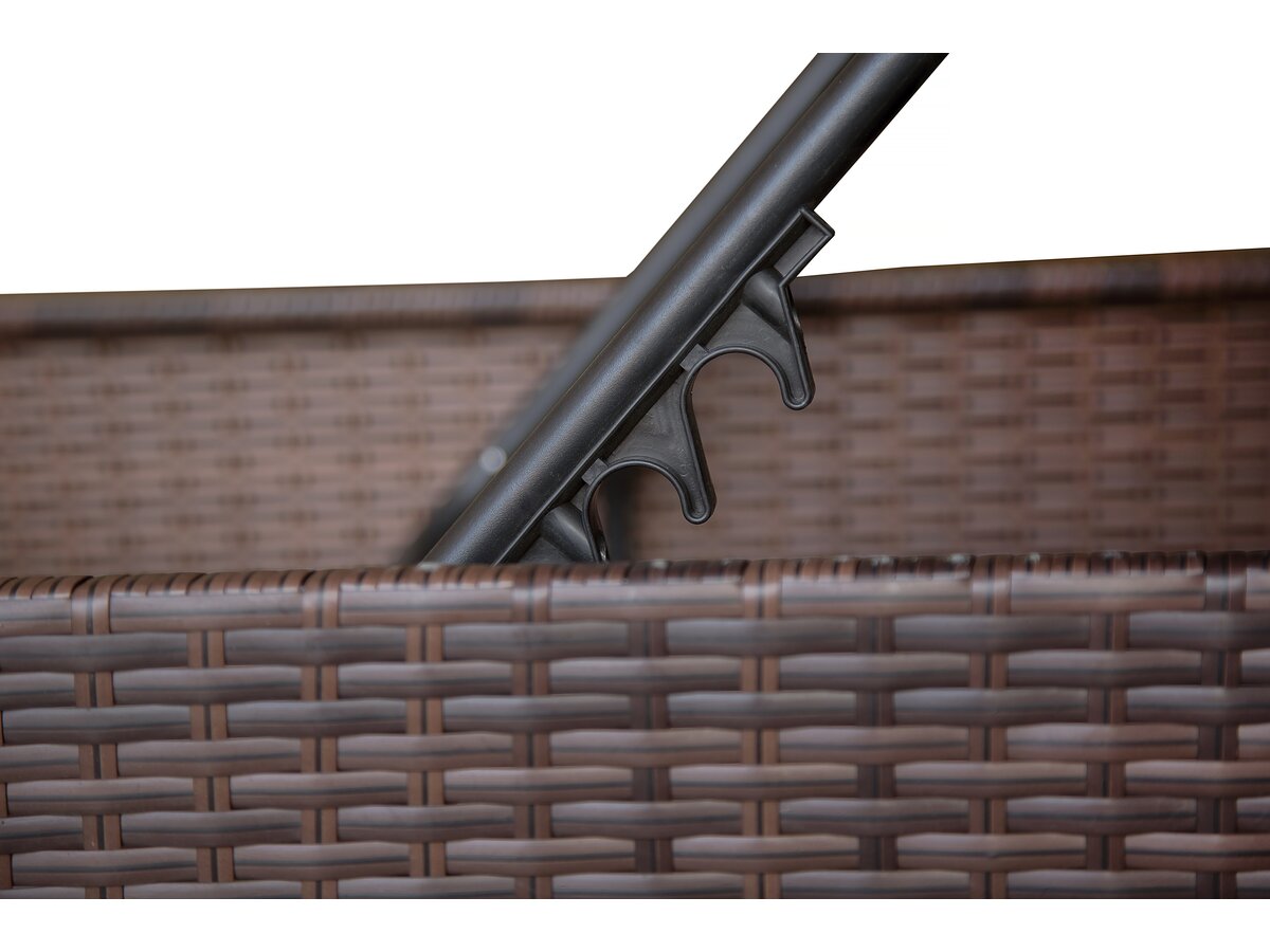 Set 2 lettini prendisole in resina intrecciata con cuscini "Alice" - Beige