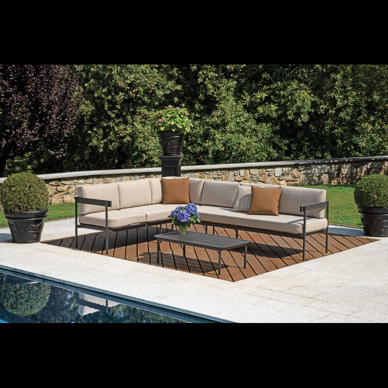 Salotto Angolare Torvaianica In Alluminio Antracite - Due Pillow Ruggine E Uno A Righe Moia