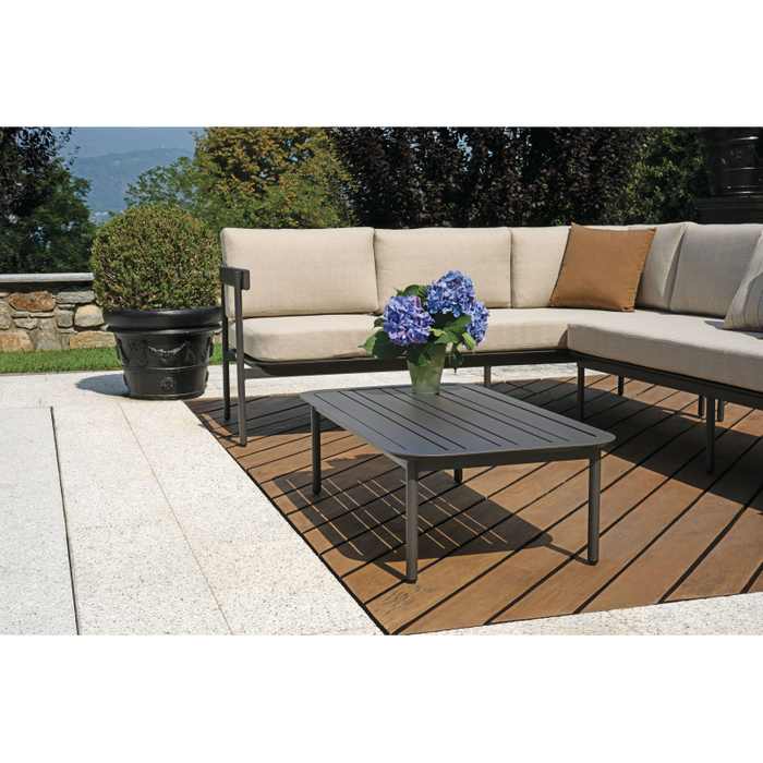 Salotto Angolare Torvaianica In Alluminio Antracite - Due Pillow Ruggine E Uno A Righe Moia