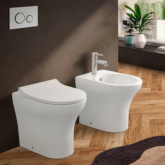 Sanitari filomuro Rimless bianco lucido con copriwc soft-close  Itaca