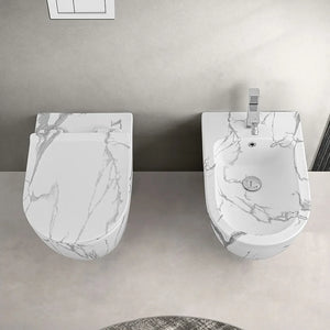 Sanitari filomuro Rimless effetto marmo bianco con sedile Tokyo