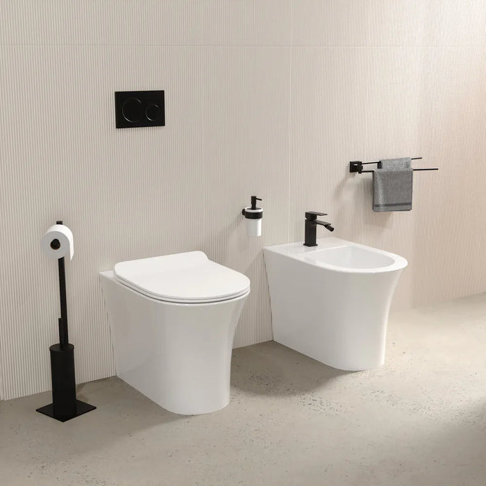 Sanitari filomuro in ceramica rimless  wc e bidet | Sofia