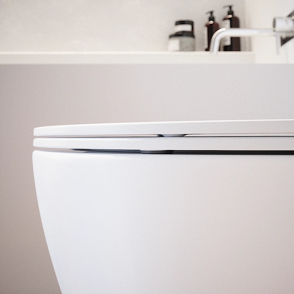 Vaso sospeso rimless in ceramica bianco lucido con copri-wc soft-close | Sydney