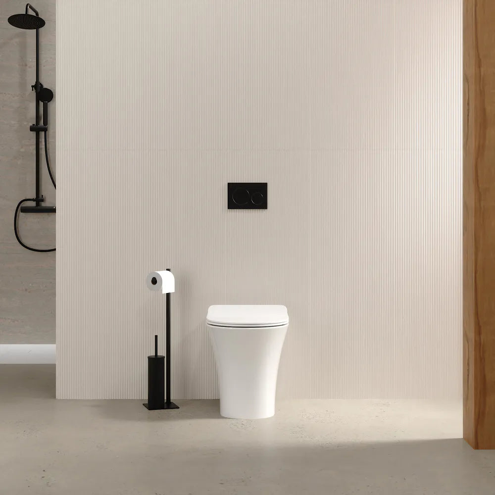 Vaso filo muro in ceramica bianca lucida con sedile copri-wc softclose | Sofia