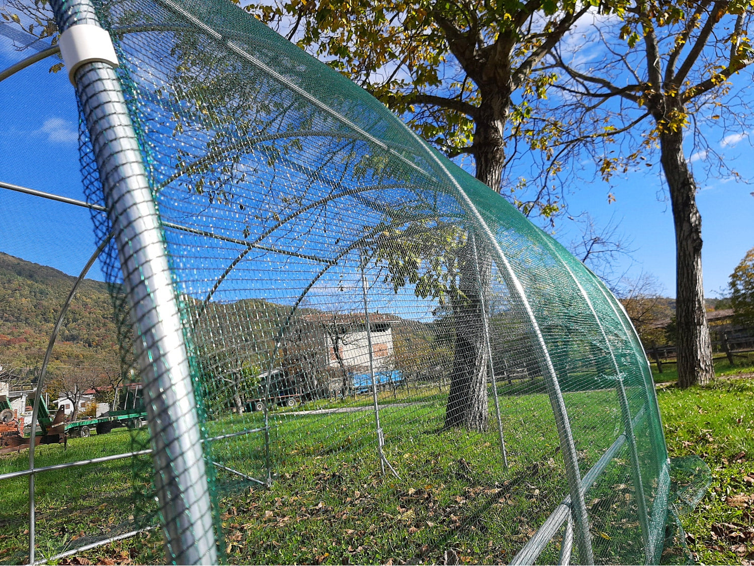 Serra Tunnel NetPlus 3,5x11m con rete antigrandine