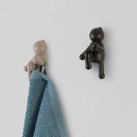 Set 2 appendini da muro nero e tortora con due modalità di fissaggio | Bruce