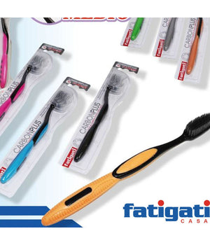 Set 4 Spazzolini Sbiancanti Carbon Plus Medio Fatigati Particelle Carbone Attivo         