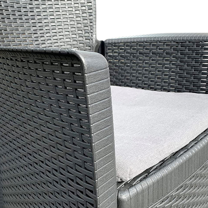 Akita - Salottino da giardino in polyrattan con 2 poltrone + tavolino da caffè. Set lounge da esterno color antracite fornito con 2 cuscini color crema