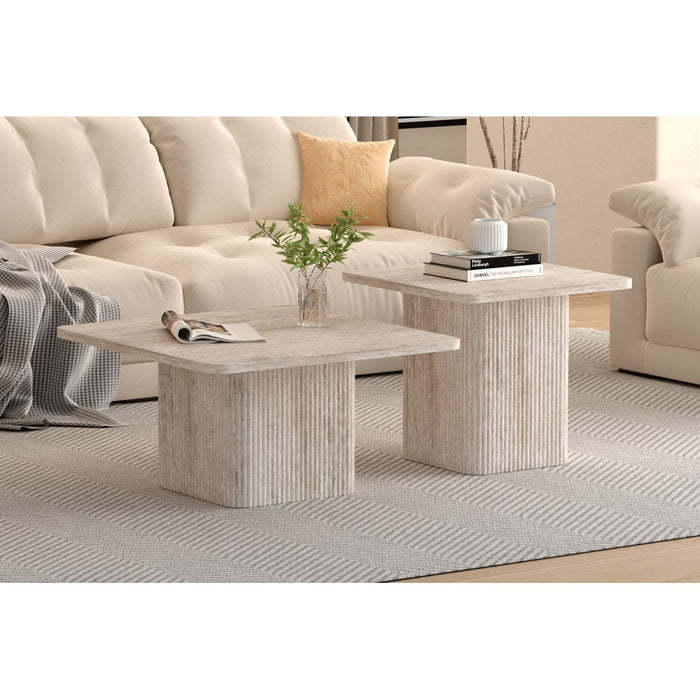 Set di 2 tavolini nidificati EDEN – Decorazione in travertino beige – Dimensioni H52-42 x L60-80 x P60-80 cm – Stile moderno
