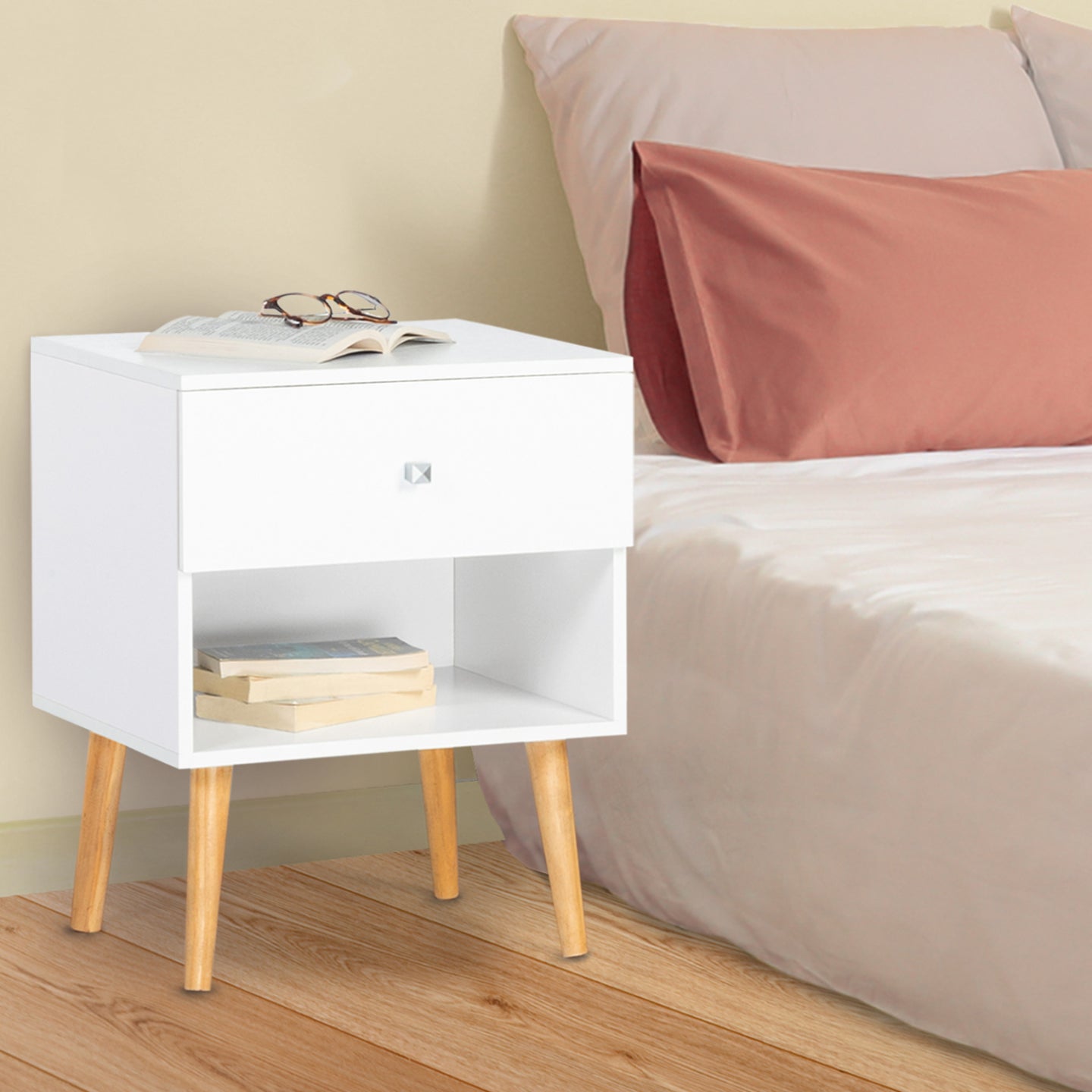 IDMarket - Set di 2 comodini EMMIE con 1 cassetto, legno scandinavo e bianco