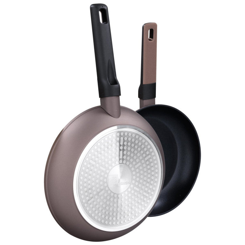 Set di 4 confezioni 2 Padelle 24/28 Brown Brush Alluminio Forgiato Manico Inserto Effetto Legno