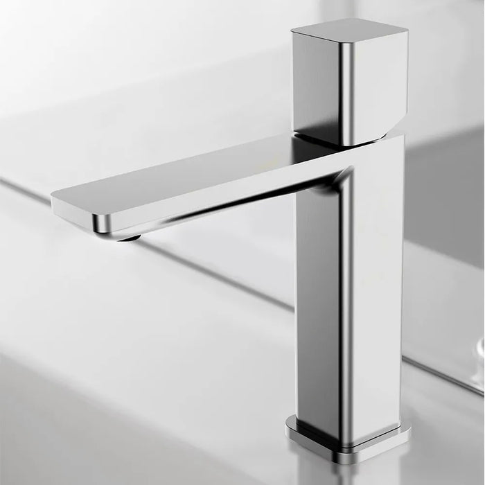 Set di rubinetti lavabo e bidet con manopola e scarico incluso Lotus