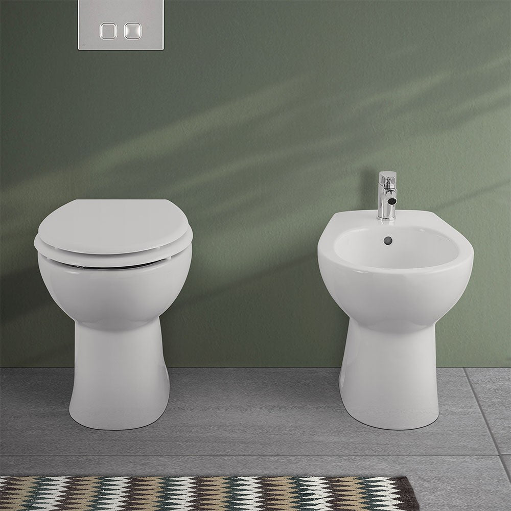 Set sanitari bagno in ceramica bianca lucida  Flora completo di sedile wc