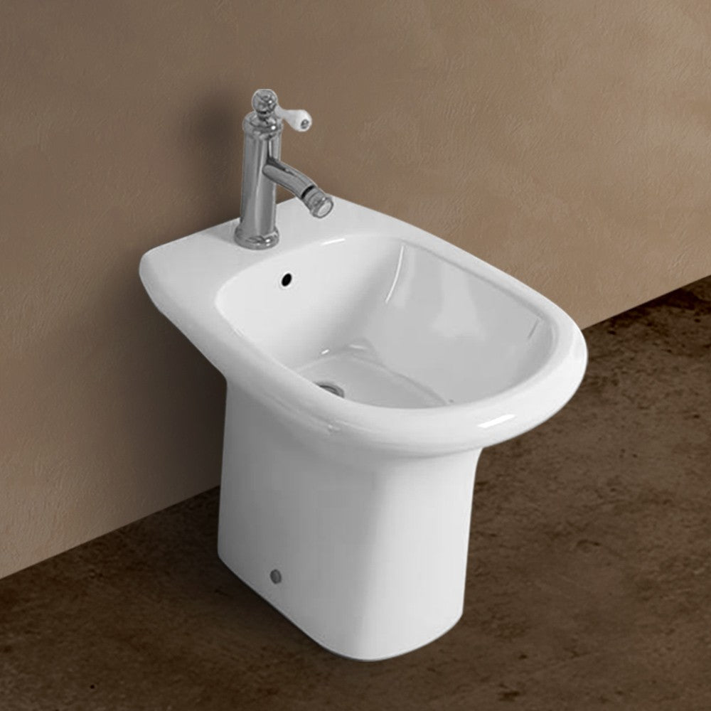 Set sanitari tradizionali serie Orient scarico a pavimento e sedile avvolgente