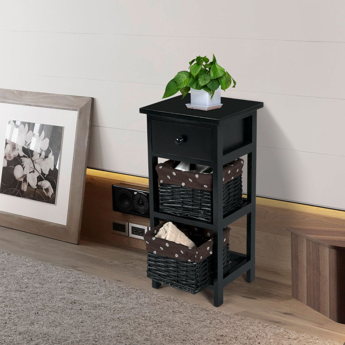 Set di 2 comodini di legno con 3 livelli, Tavolini moderni con 1 cassetto e 2 cesti Nero-Comodini