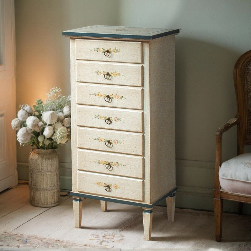 Cassettiera 7 cassetti in legno arte povera laccato bianco con profili blu e decori l.49 x p.37 h.106 (1345) - Mobili 2G