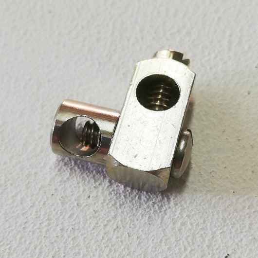 Snodo per aste salterello