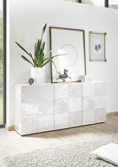 Sala completa di base porta tv, madia 3 ante e vetrina in bianco laccato lucido serigrafato ZLCMRCOMPBI7