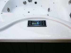 Spa "Cuba" 6 posti - Vasca bianca - Sistema Balboa +Bluetooth integrato - 220x210x80cm