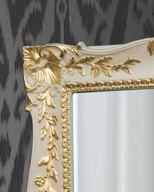 Mobili2g - specchiera rettangolare laccata avorio con particolari foglia oro - misure: l.78 x h.98 x p.6