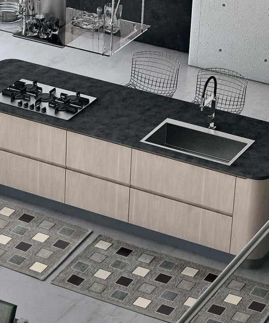 Tappeto moderno SQUARE GRIGIO geometrico a quadri, tappetino bagno multiuso lavabile in lavatrice e anti-scivolo cm.55x80