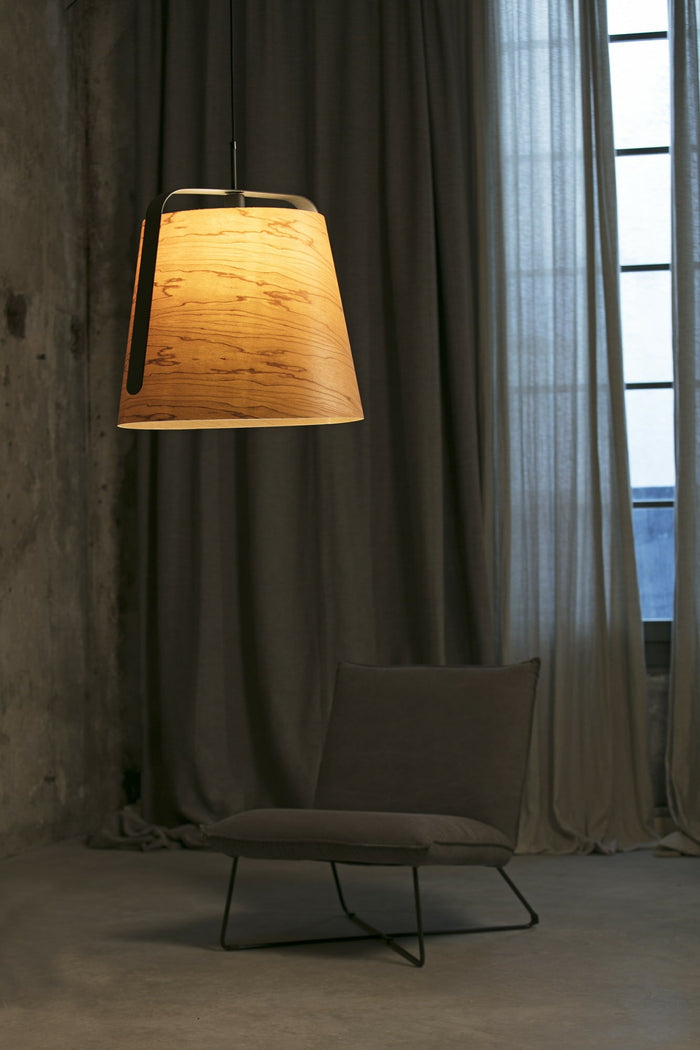 STOOD, Sospensione, Faro Barcelona