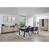 Tavolo da pranzo per 8 persone, collezione NEWTON, colore rovere chiaro. Gambe in metallo.