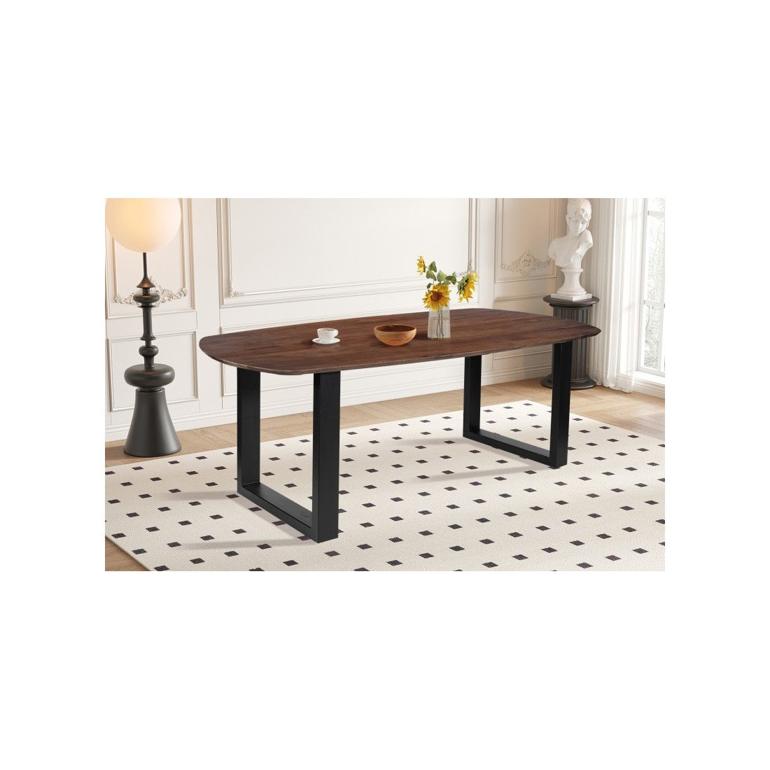 Tavolo da pranzo ovale per 8 persone in legno massiccio colore marrone collezione FRANCHIA. Piedi design a U.