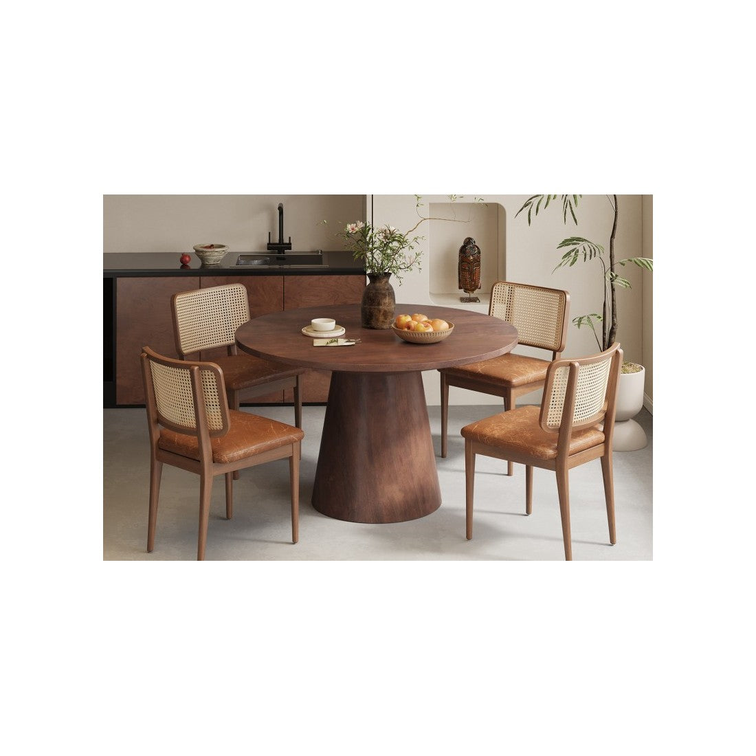 Tavolo rotondo collezione FRANCHIA in legno esotico di mangolia marrone diametro 130 cm.