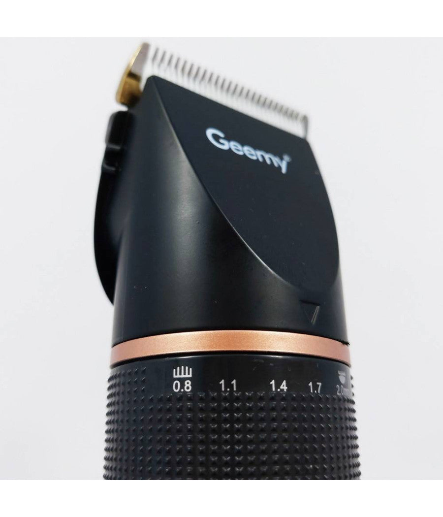 Tagliacapelli Professionale Trimmer A Batteria Ricaricabile Display Lcd Gm-6609         