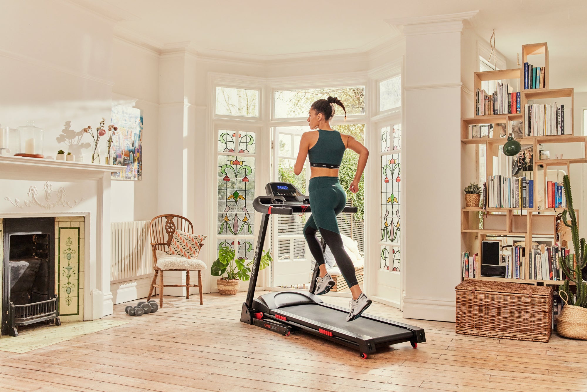 Tapis de Course motorisé - Reebok - Maison/Appartement - Modèle GT40z - Ecran LCD - Vitesse 1 à 18 km/h