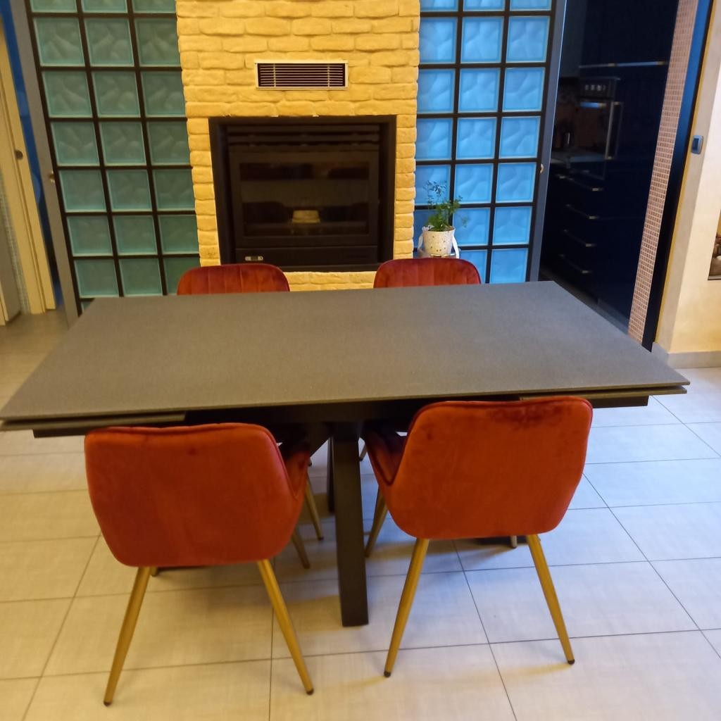 Tavolo big table piano vetro ceramica finitura pietra nera misura l.160 p.90 h.76(aperto 240 cm)