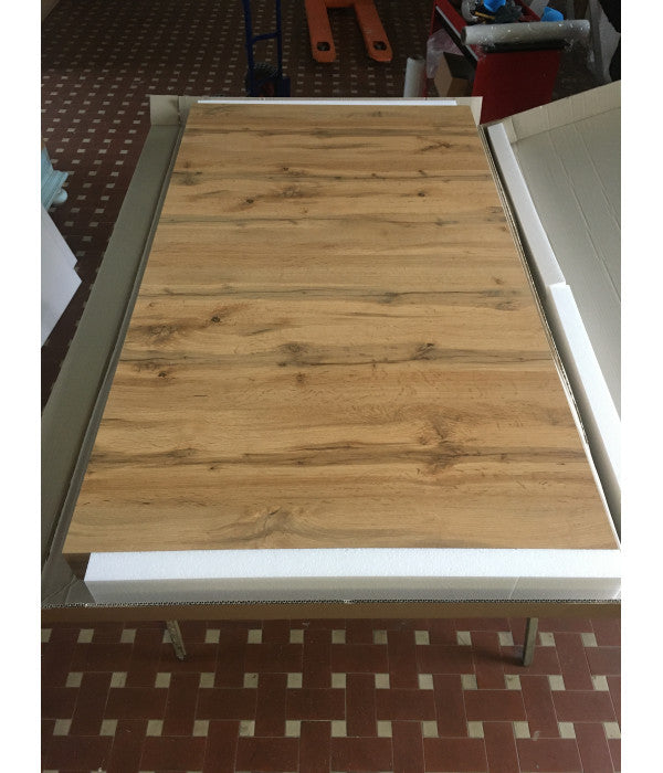 Tavolo rettangolare a croce allungabile in rovere nodato nobilitato l.180 p.100 h.76