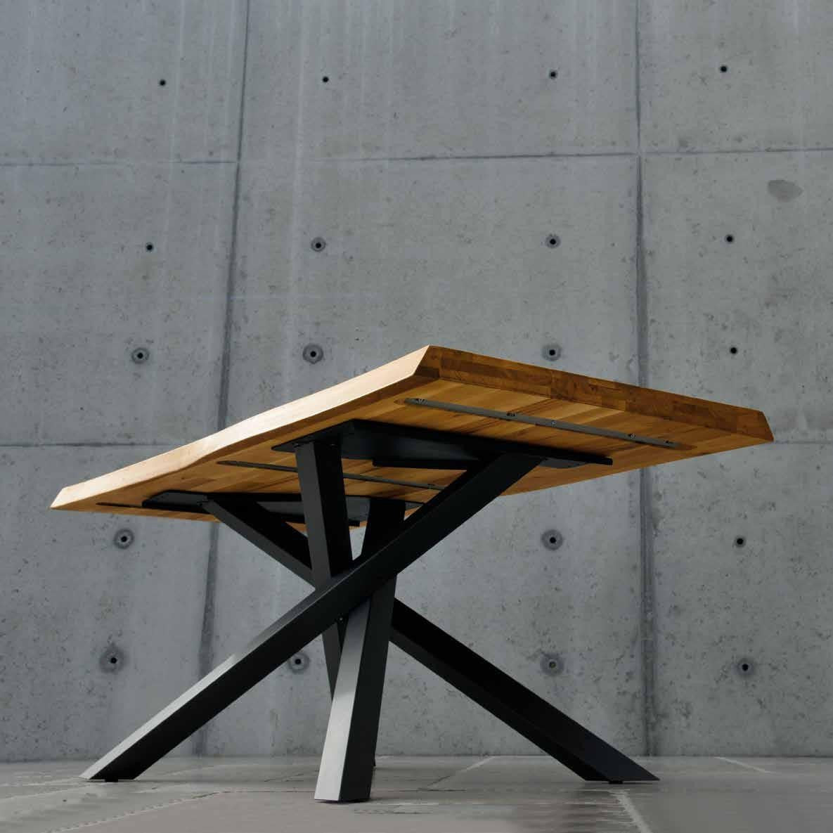 Tavolo big table fisso  in rovere massello nodato spessore 6 cm.  misura l.160 p.90 h.76