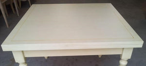 Tavolo a libro in legno laccato avorio-ocra  l.100 p.100 h.80 (1303) - Mobili 2G