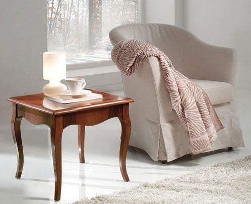 Tavolino in legno massello tinta noce intarsiato misura l.50 p.50 h.45