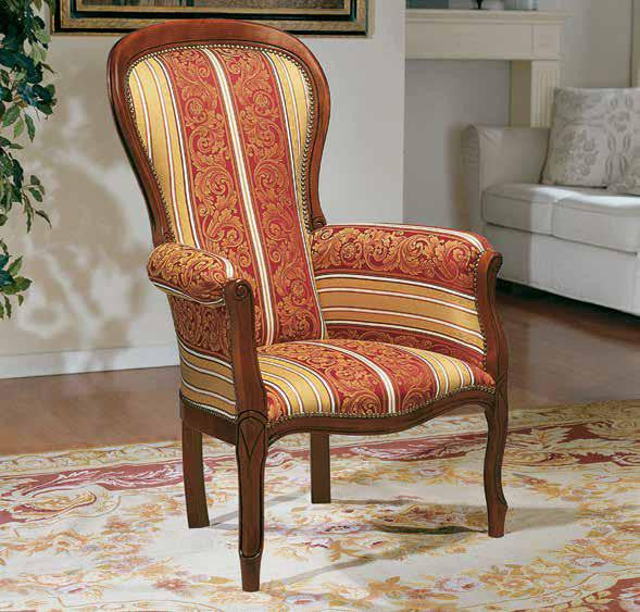 Poltrona imbottita in legno massello intagliata con fregi - Mobili 2G