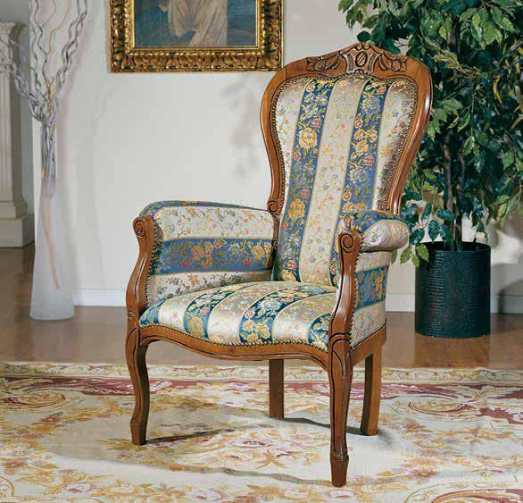 Poltrona imbottita in legno massello intagliata con fregi - Mobili 2G