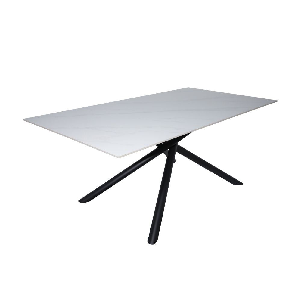 Tavolo fisso Corveo con piano effetto marmo bianco e struttura in metallo nero stile Shangai 180x90